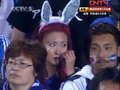 视频：日本队员齐跪祈祷胜利 红发兔女郎痛哭