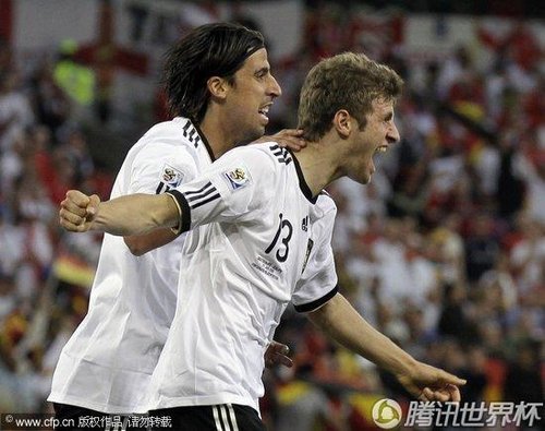 图文:德国4-1英格兰 穆勒呐喊_世界杯图片