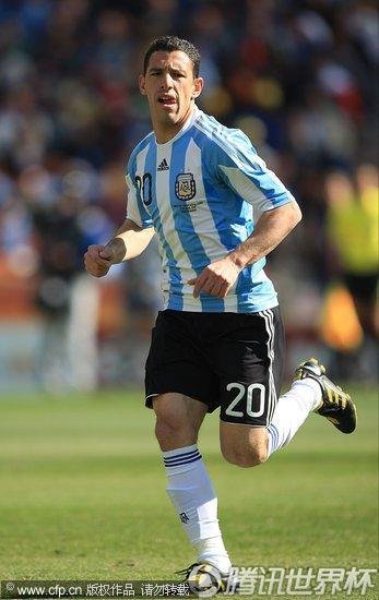 图文:阿根廷4-1韩国 马克西-罗德里格斯_2010