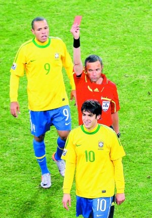 深圳商报:卡卡无缘对战葡萄牙_2010南非世界杯