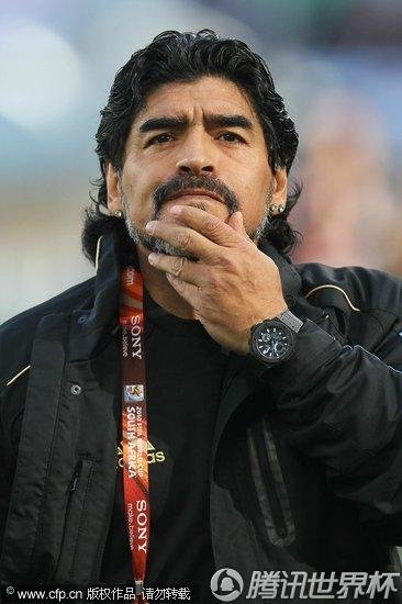 图文:阿根廷VS德国 球迷呐喊助威(7)