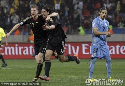 图文:乌拉圭2-3德国 德国队反超比分_2010南非