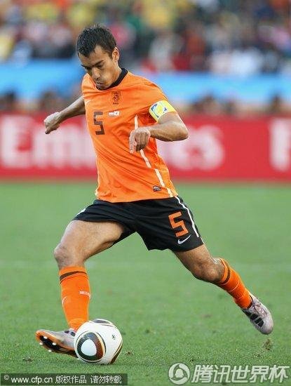 2010世界杯E组次轮:荷兰1-0日本
