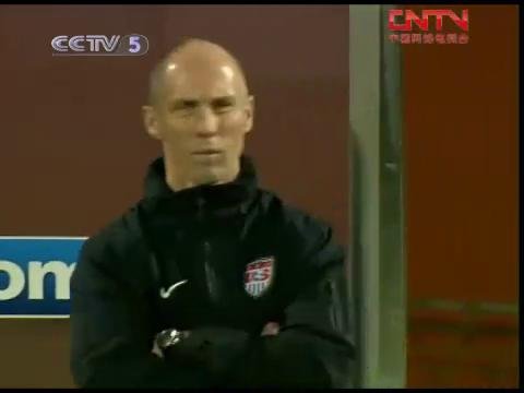 视频:英格兰接连丢角球 双方主帅表情大比拼_