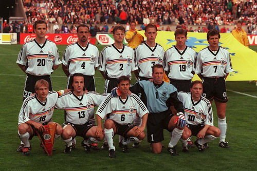 1998年日耳曼战车两次止步八强_2010南非世界杯