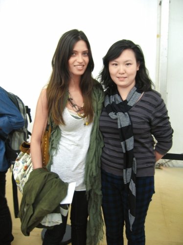 圣卡西女友不看好母队 害怕男友扑点球(图)_H