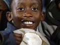 高清：南非贫困儿童足球梦