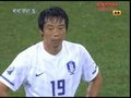 视频：乌拉圭险胜韩国 苏亚雷斯打“虎”英雄