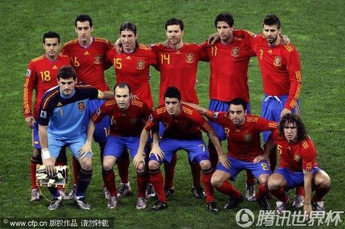 图文:德国VS西班牙西班牙主力阵容_2010南非世界杯