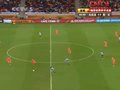 视频：乌拉圭反击 佩雷拉尝试吊射高出球门