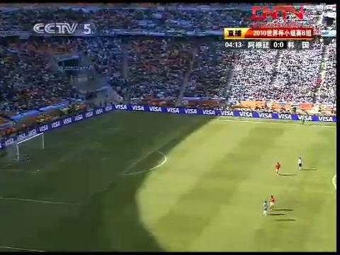 视频:海因策前场争顶怒吼 裁判判韩国球权_20