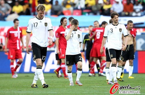 腾讯特评:德国队性格跟着风格一起变_2010南