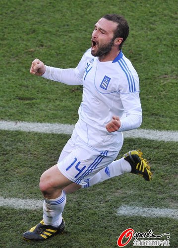 图文:希腊vs尼日利亚 托罗西迪斯进球庆祝_世界