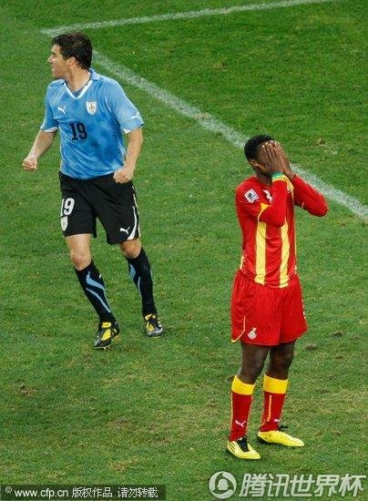 2010世界杯1/4决赛：120分钟1-1战平 乌拉圭点球大战4-2战胜加纳