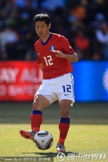 李荣杓传球瞬间