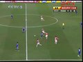 视频：巴拉圭前锋推进 中泽佑二奋力救主挡射门