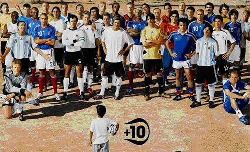 神奇广告映射世界杯:卡卡红牌 兰帕德争议球_