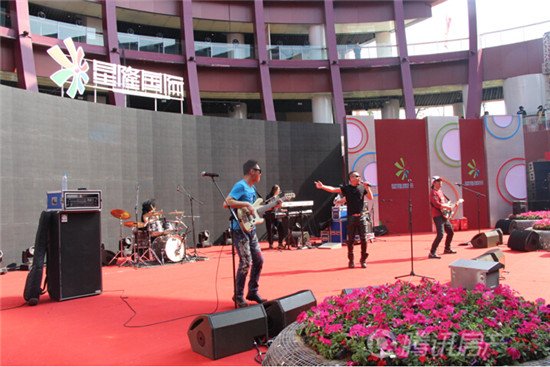 零点乐队5.1空降芜湖星隆国际城 打造摇滚狂欢