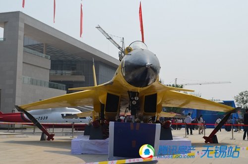 歼十五驾临 协信未来城城市规划馆全面公开_频