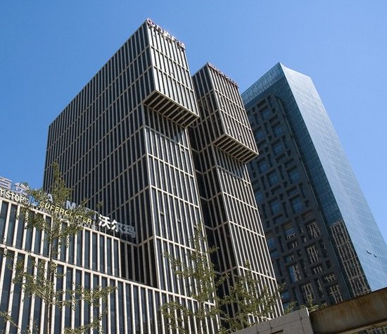 万达广场超高逼停飞机:传削楼6层_频道-无锡