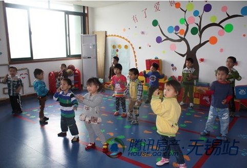 碧桂园志愿者六一儿童节给福利院孩子送温暖_