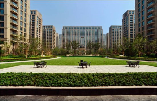 金兰街约40-270㎡沿街金铺,分享中心财富盛宴