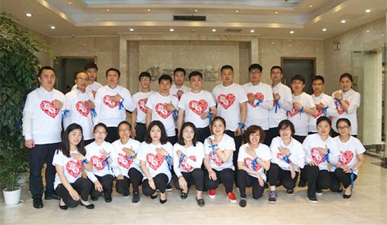 关爱老人 奉献爱心-5.21无锡万达城成本部感恩