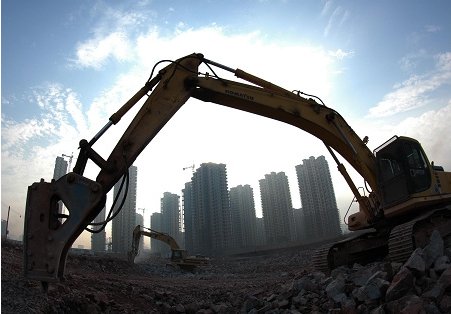 大型房企看多后市:土地储备平均可消化7.4年_