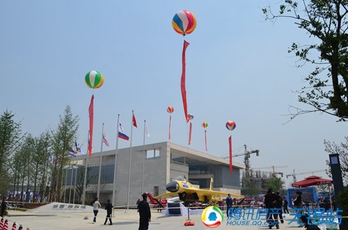 歼十五驾临 协信未来城城市规划馆全面公开_频