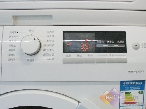 这也是西门子3d正负洗系列洗衣机的一大特点—小体积大容量