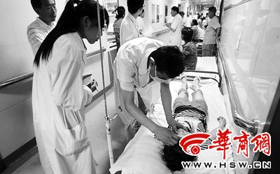 咸阳7人吃火锅5人被