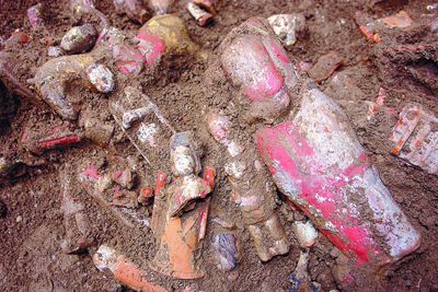 西安南郊发现一隋代贵族墓葬 出土大量彩绘陶