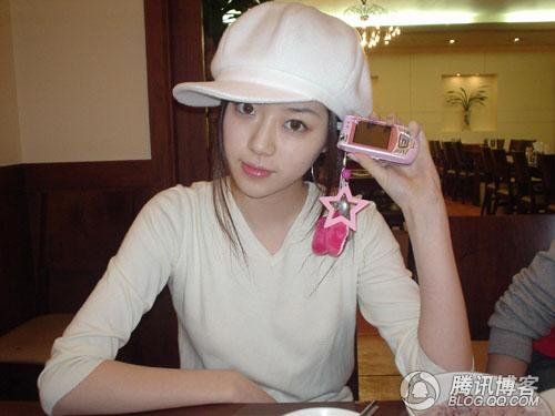 摆谱、发嗲、非主流 盘点最<em>土</em>的<em>大学</em>校花们_图