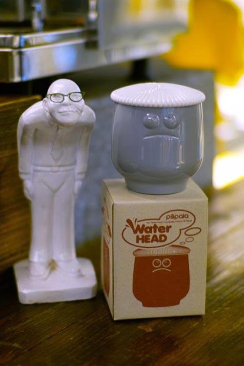 创意趣味脑子进水杯 憨厚的囧表情(组图)