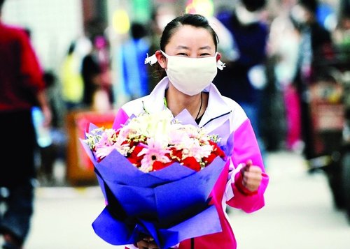 西安文理学院解除封锁 一天用24公斤 消毒液