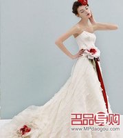 惊艳压倒全场 <em>绝色</em>华美的艳色新娘<em>婚纱</em>(图)_婚