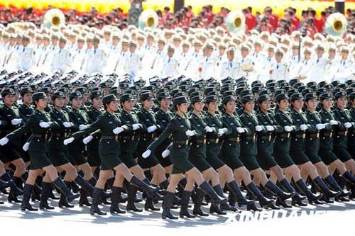 我国面向社会普遍征集<em>女兵</em> 高校生<em>入伍</em>可补偿