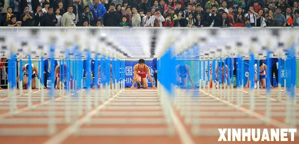 男子110米栏:刘翔夺冠