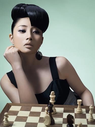 组图:美女殷桃性感写真大曝光 尽显<em>妩媚</em>诱惑_