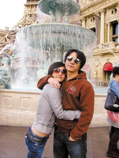 刘芸高调秀恩爱惹不满 郑钧力证女友非 小三 _