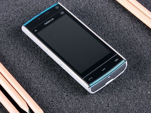 诺基亚x6