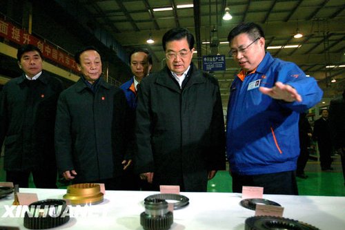 胡锦涛陕西考察 称让更多困难群众住上新房
