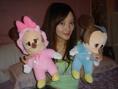 李小璐可爱生活照(组图)_娱乐明星图_西安