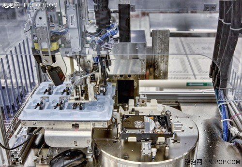 硬盘制成大揭秘!看硬盘工厂一日游记_家电<em>影音</em>