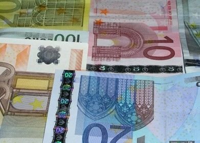 要生活费表情包_中国人均生活费(3)