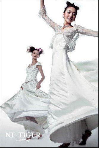 学生白领热衷兼职做职业伴娘 既赚钱又有幸福