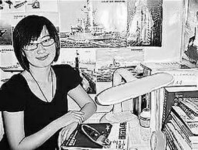 长安大学<em>女生服役</em>辽宁 其闺房贴满军舰图 _大