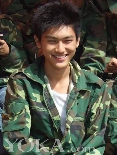 小吴彦祖小陆毅引尖叫 那些民间美男们