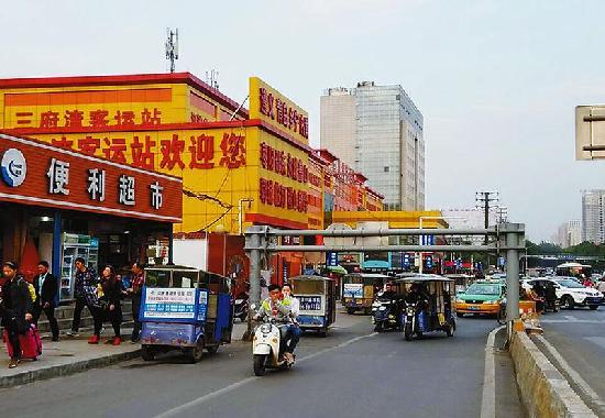 西安“电摩”非法营运成顽疾 怪圈如何破