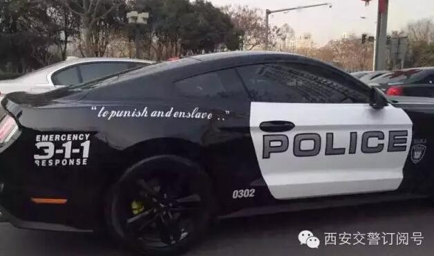 西安街头现“美国警车”_大秦网_腾讯网